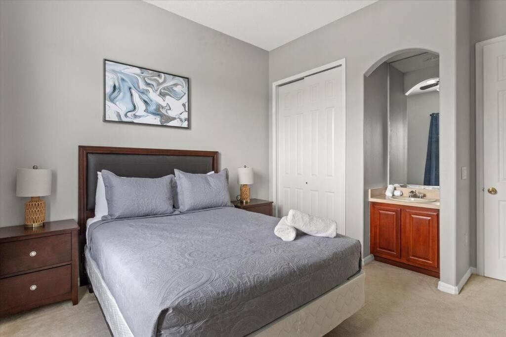 Long Stays! Lakefront - Gated Pool Home Orlando Luaran gambar